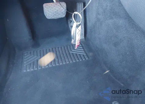 2018 Mercedes-Benz Glc 300 4Matic z USA, uszkodzony, nr VIN WDC0G4KB9JV017637